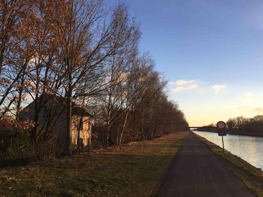 Casa Sandra Elisa Maasmechelen Bagian luar foto