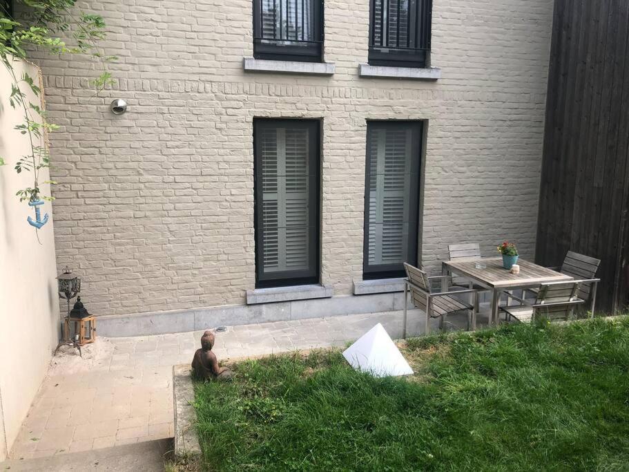 Casa Sandra Elisa Maasmechelen Bagian luar foto
